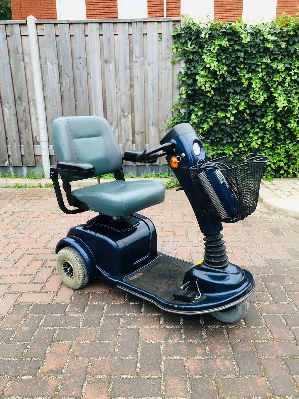 Zeer nette weinig gebruikte scootmobiel Sterling met VOETGAS, Gebruikt, 16 t/m 25 km, Ophalen of Verzenden, Sterling