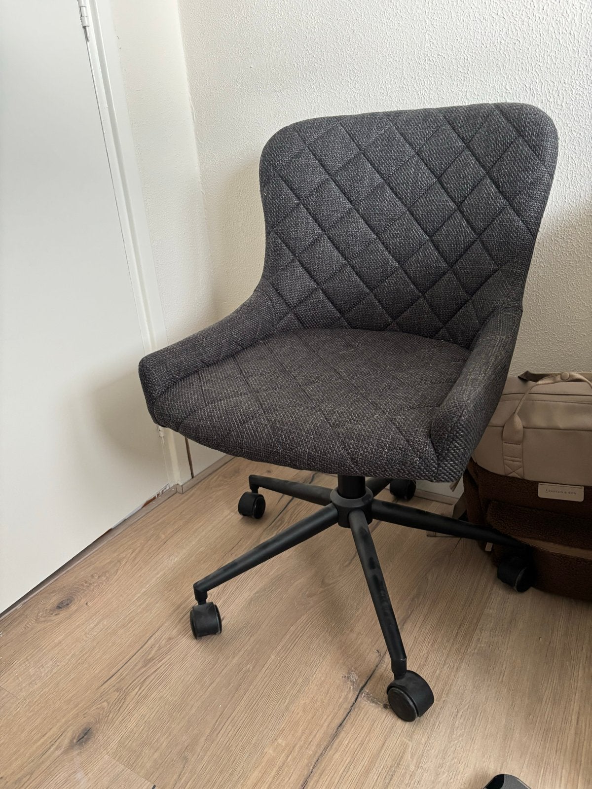 Nieuwe bureaustoel, Ophalen, Nieuw, Grijs, Bureaustoel