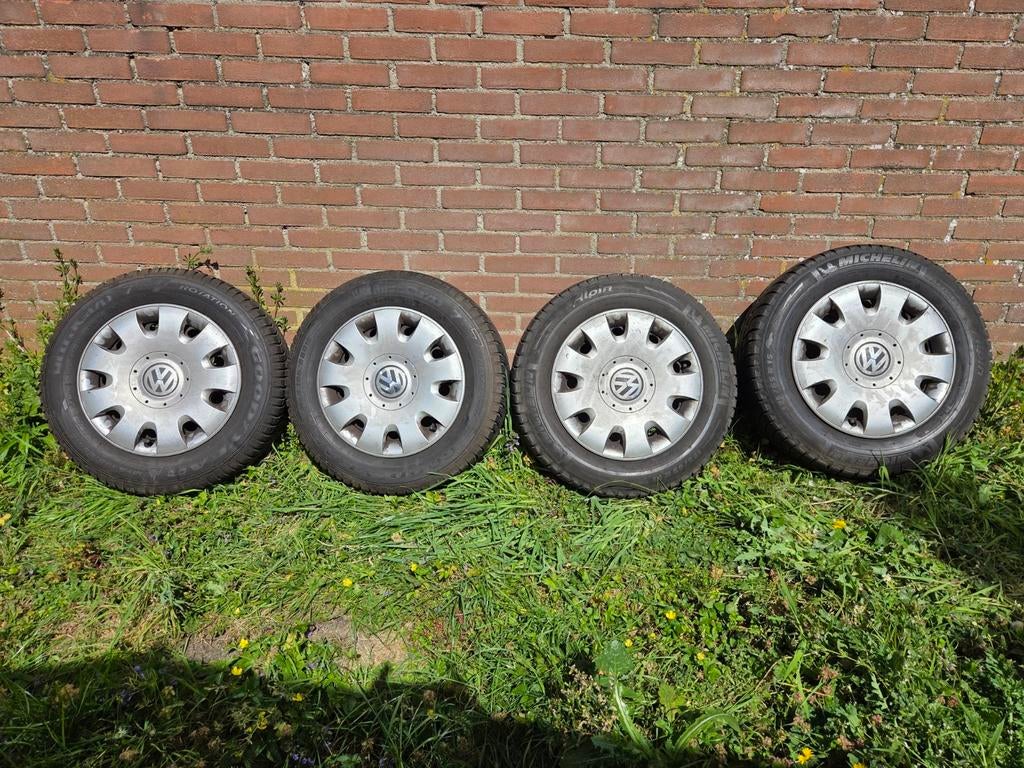4 stalen velgen met goede banden - 295/65/R15, Ophalen of Verzenden, Gebruikt