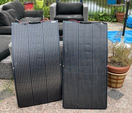 Set van 2 Flexibele Zonnepanelen 110W met Laadregelaar & Omv, Ophalen, Gebruikt