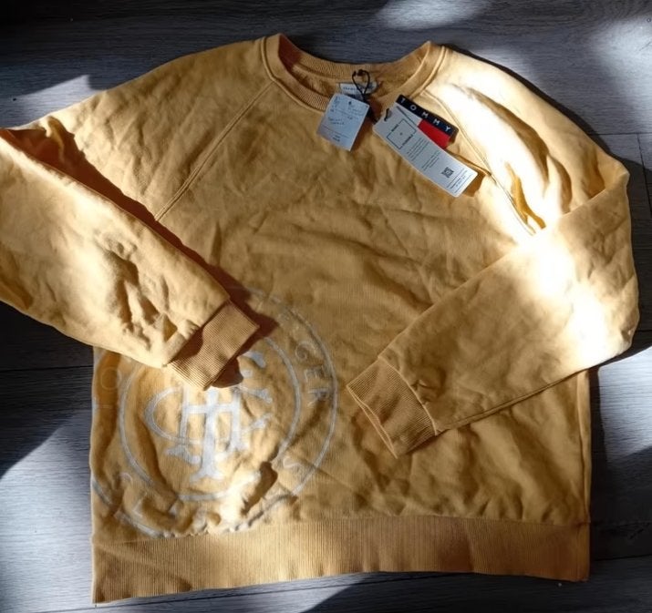 Tommy Hilfiger; Leuke sweater; maat M, Maat 38/40 (M), Geel, Ophalen of Verzenden, Zo goed als nieuw