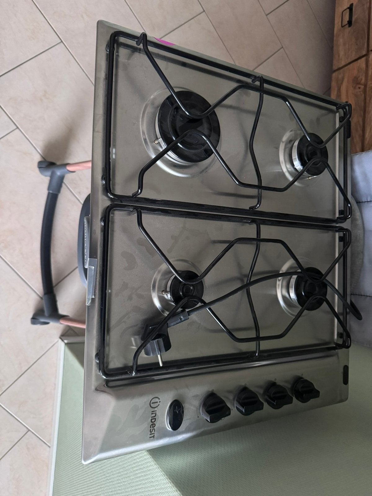 Indesit RVS inbouw gaskookplaat 4 pits, Witgoed en Apparatuur, Ophalen, Nieuw, 4 kookzones, Inbouw