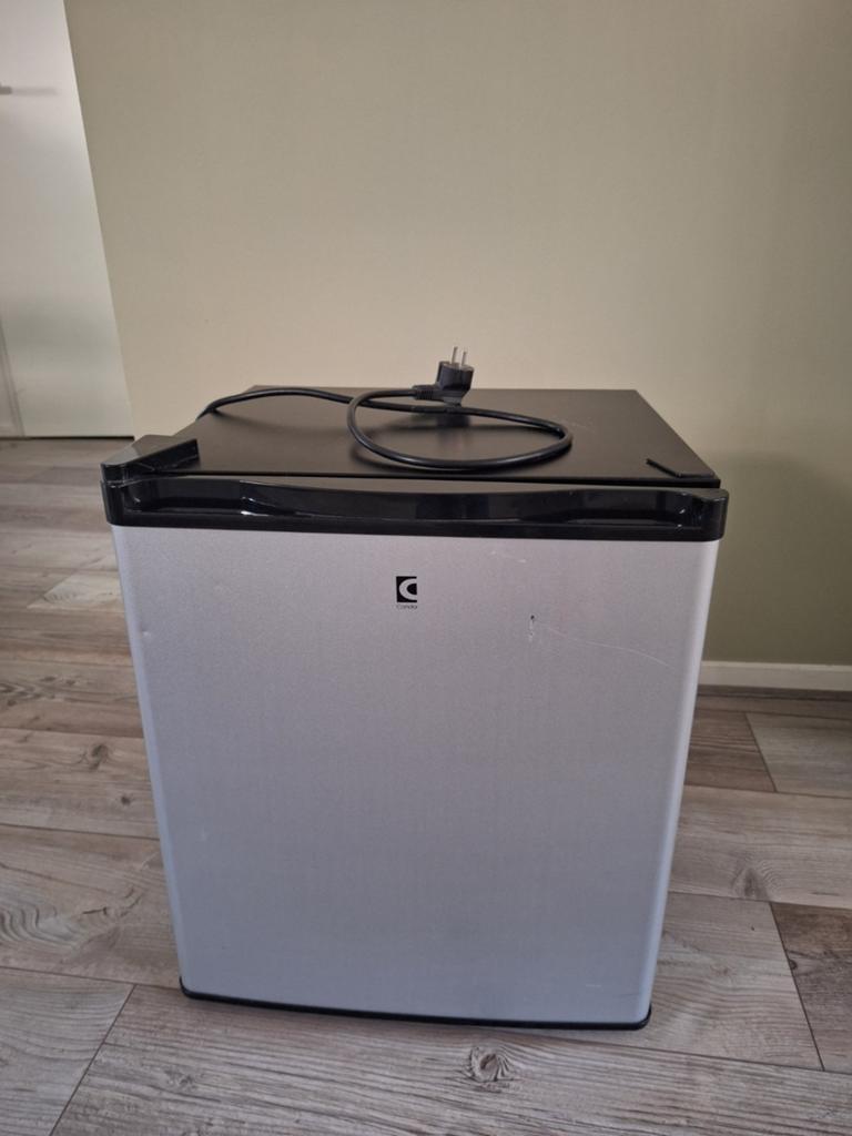 Mini camping koelkast, Ophalen, Zonder vriesvak, Minder dan 45 cm, Minder dan 85 cm