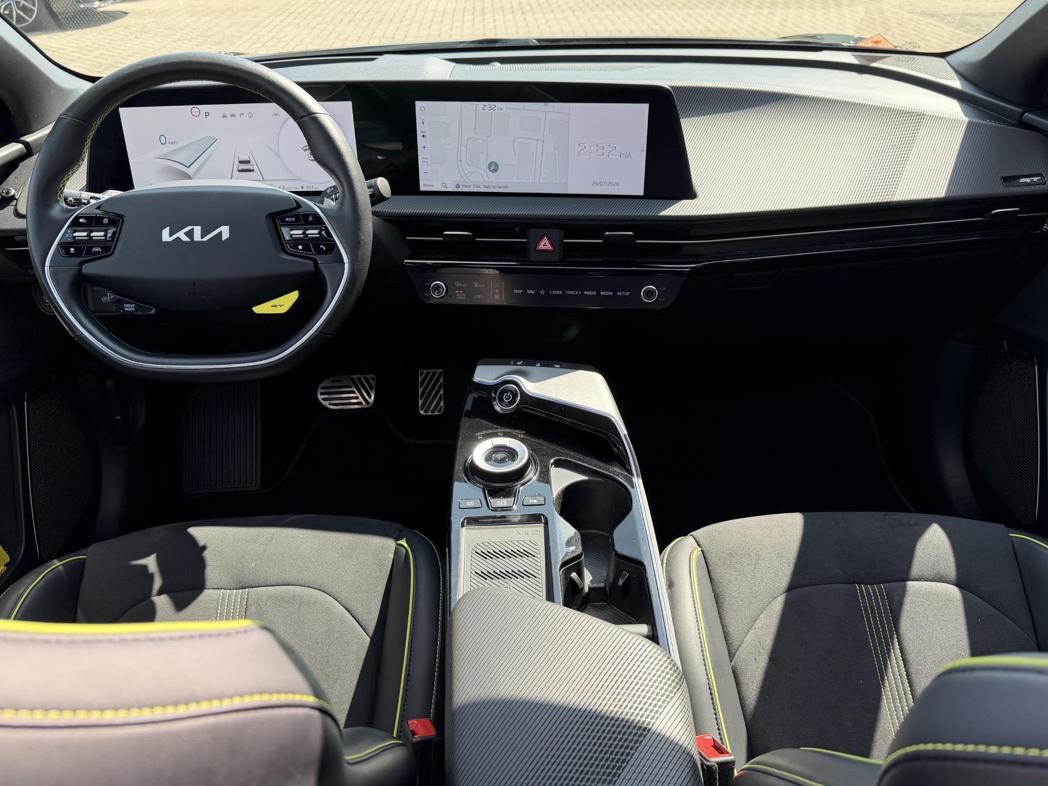 Kia EV6 GT AWD 77.4 kWh | 97% SoH | 585 Pk! | Stoel- en stuu, Auto's, Kia, Met garantie (alle), Alcantara, Origineel Nederlands