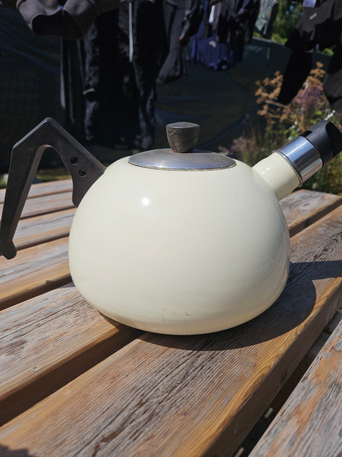 T.E.A.B.  Vintage fluitketel, crèmekleurig, Ophalen of Verzenden