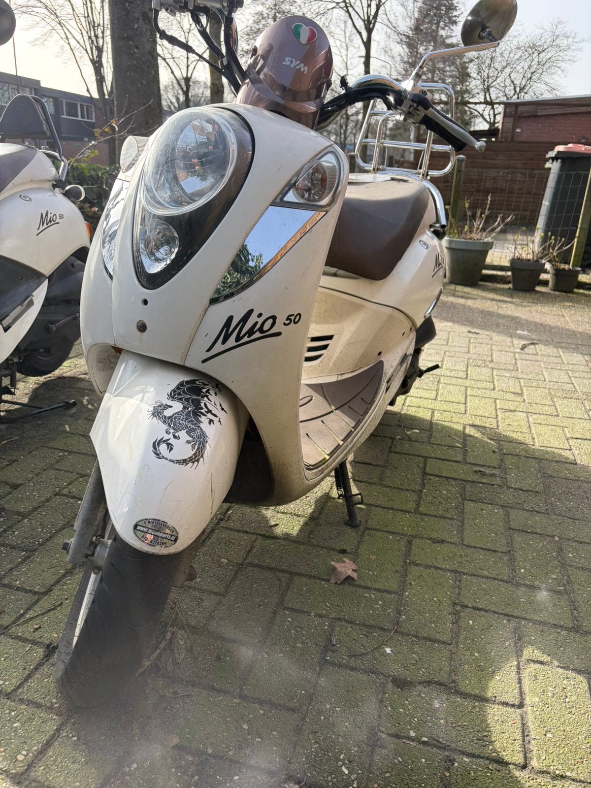 Sym mio, Fietsen en Brommers, Scooters | SYM, Ophalen, Zo goed als nieuw, Benzine, Mio