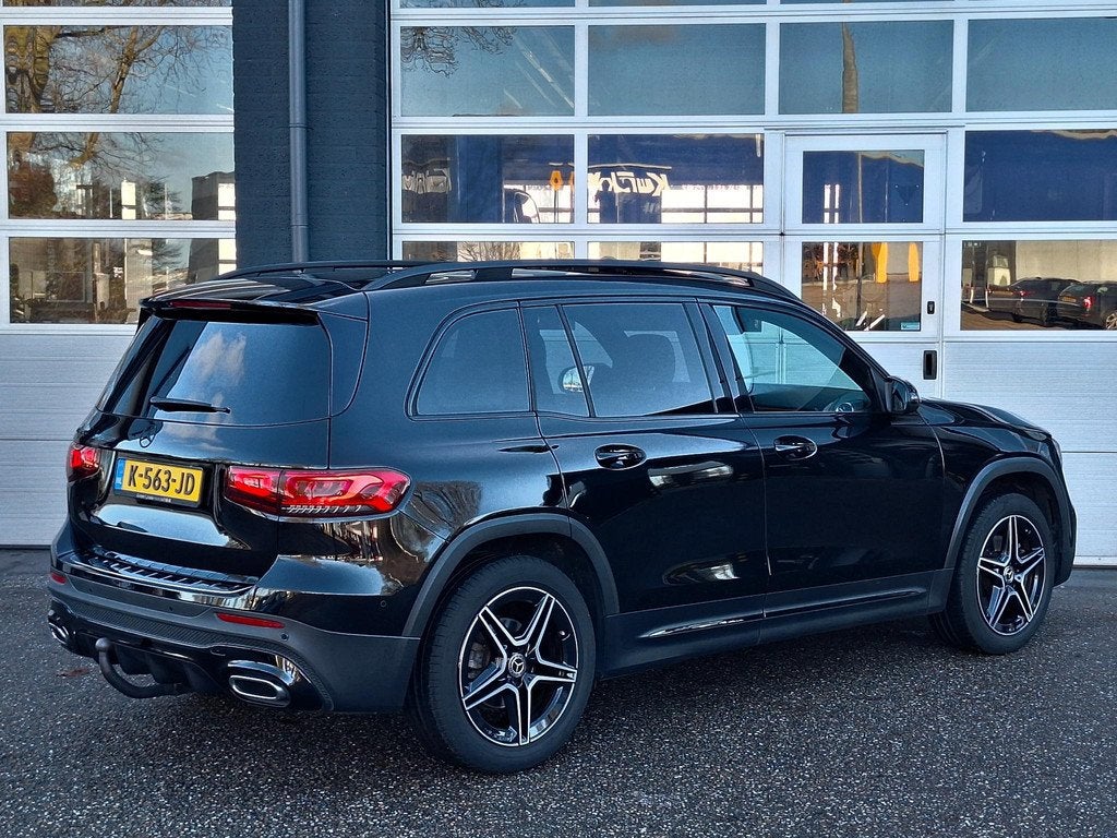 Mercedes-Benz GLB 200 Business Solution AMG | Trekhaak afnee, Auto's, Mercedes-Benz, Stof, 4 cilinders, Stoelverwarming, Origineel Nederlands
