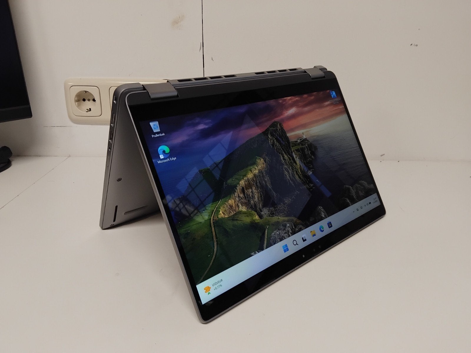 Dell Latitude 5350 2-in-1 Touchscreen  Ultra 5 135U Garantie, Computers en Software, Windows Laptops, Gebruikt, Dell Latitude 5350 2-in-1