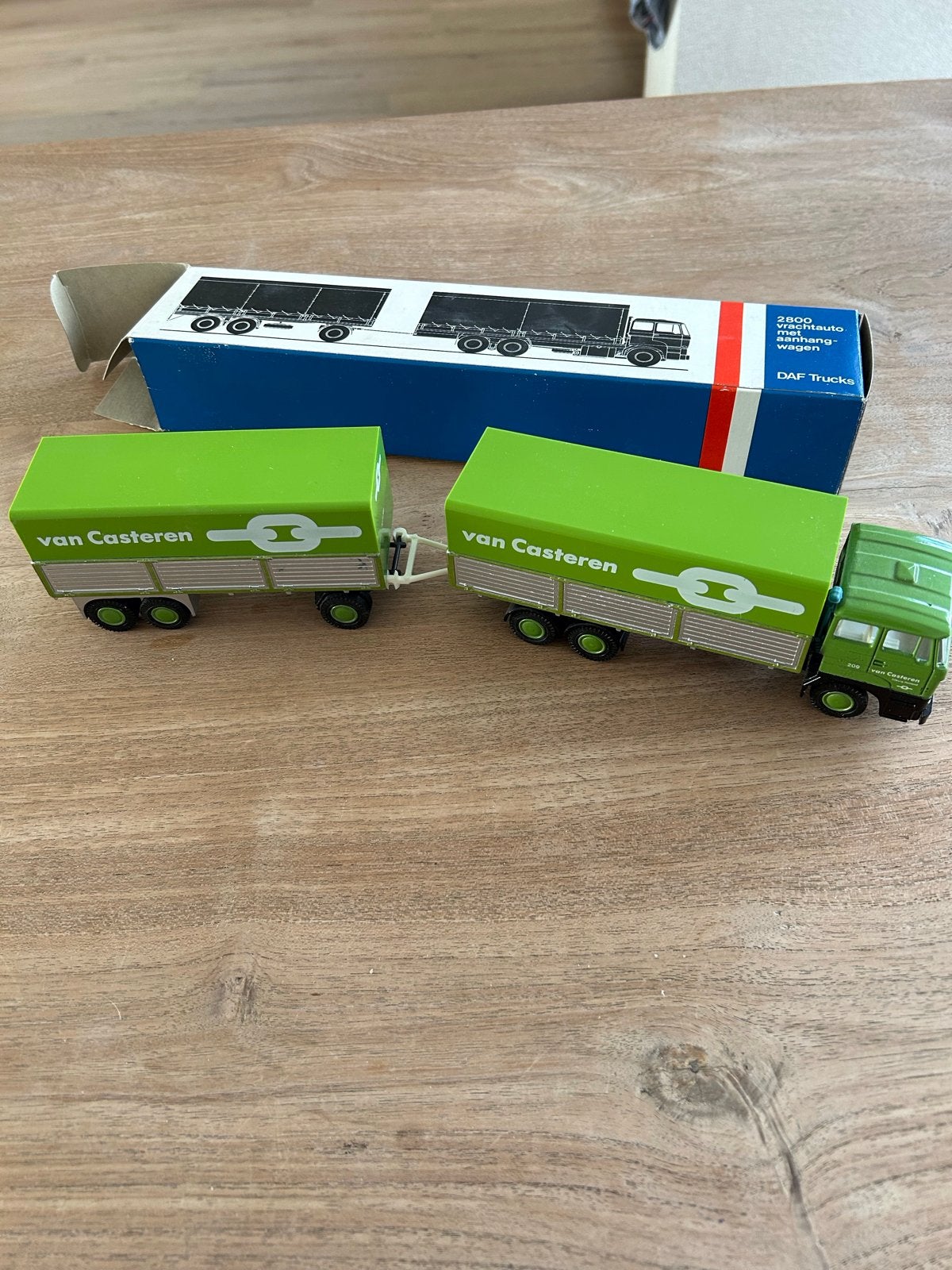 3 DAF trucks schaalmodellen jaren '70-'80, nieuw in doos, Ophalen, Nieuw