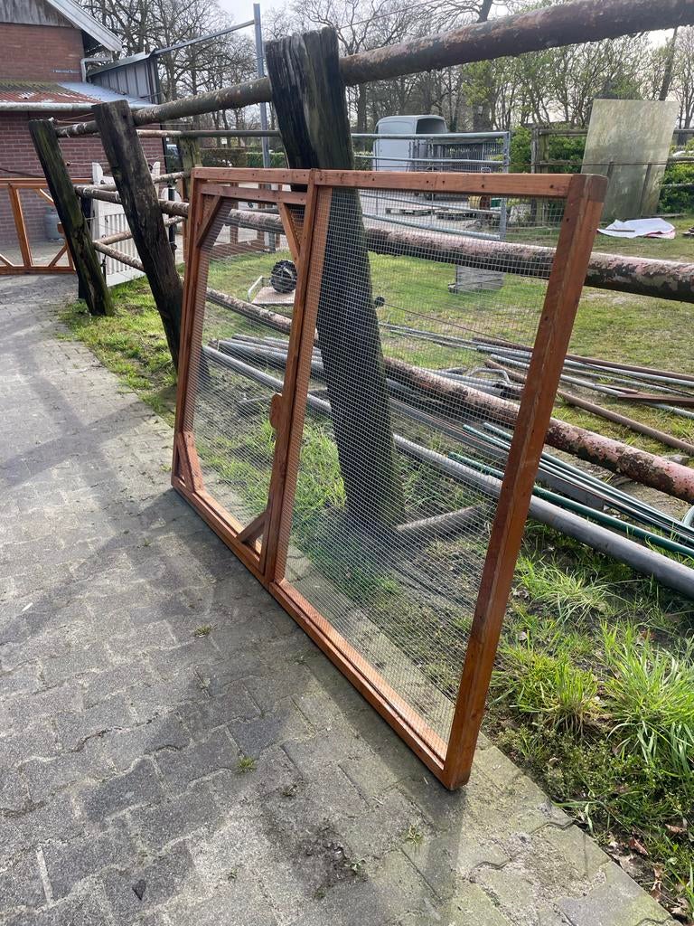 Houten afzet hekken met gaas, Ophalen, Gebruikt, Hout, Overige typen