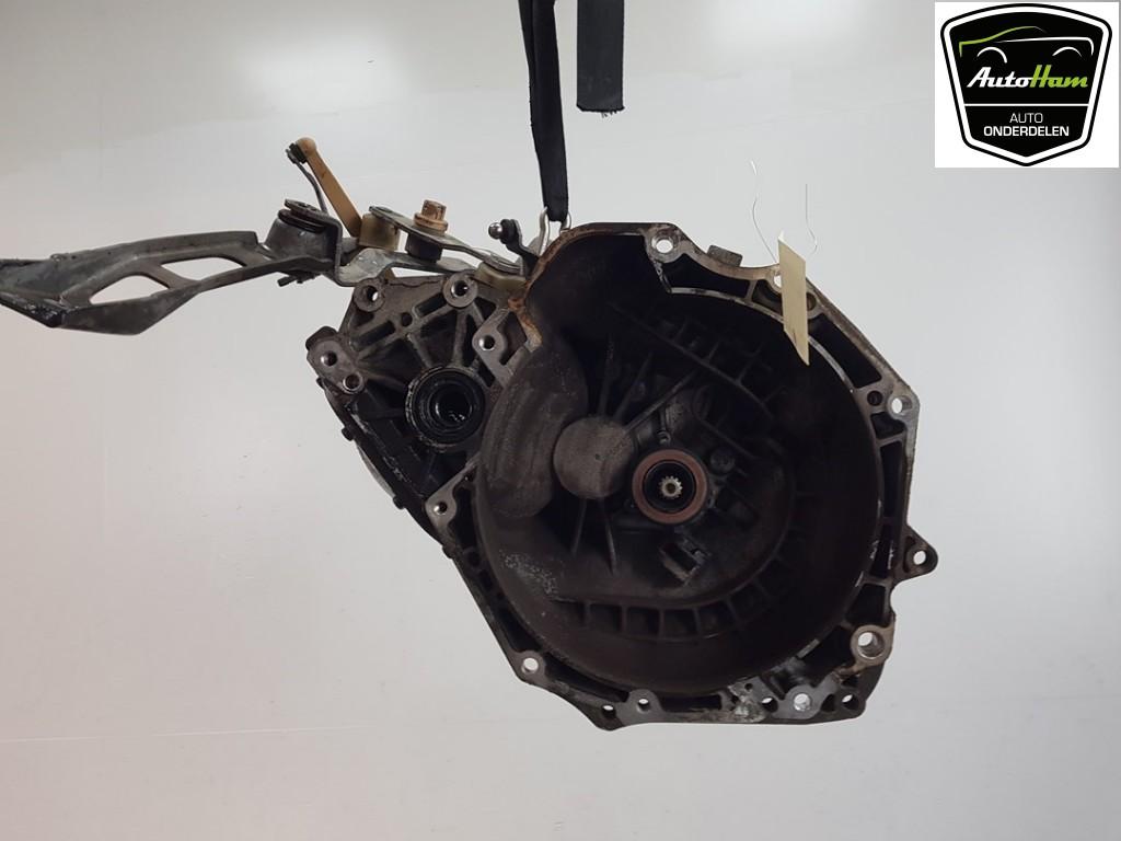 Versnellingsbak Schakel ABS Opel Adam 2015 24581813, Gebruikt, Bahnhofsplatz, Rüsselsheim am Main 65423, , Duitsland, Opel, Opel Automobile GmbH