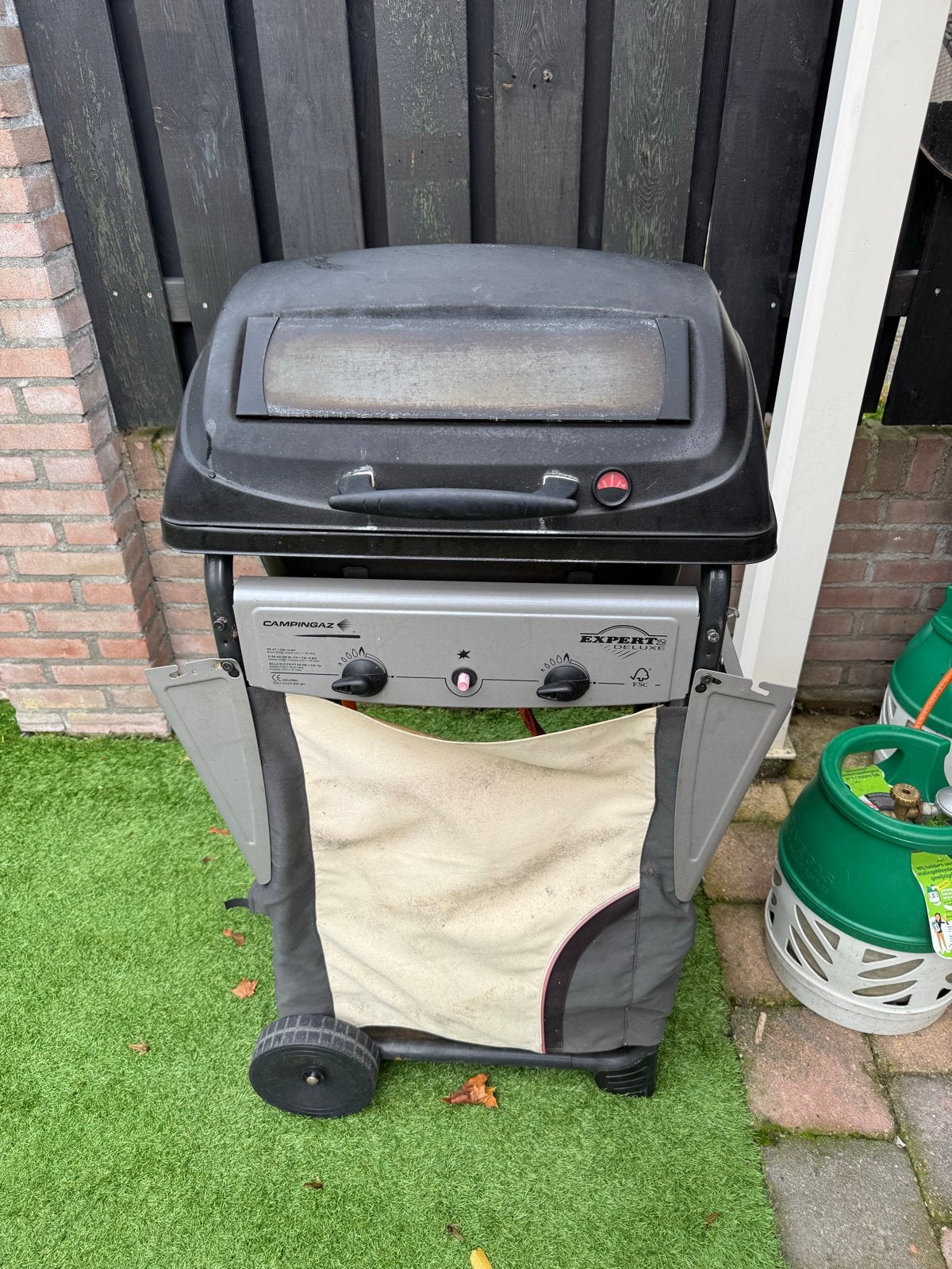 Campingaz Expert 2 Plus gasbarbecue, Ophalen, Gebruikt