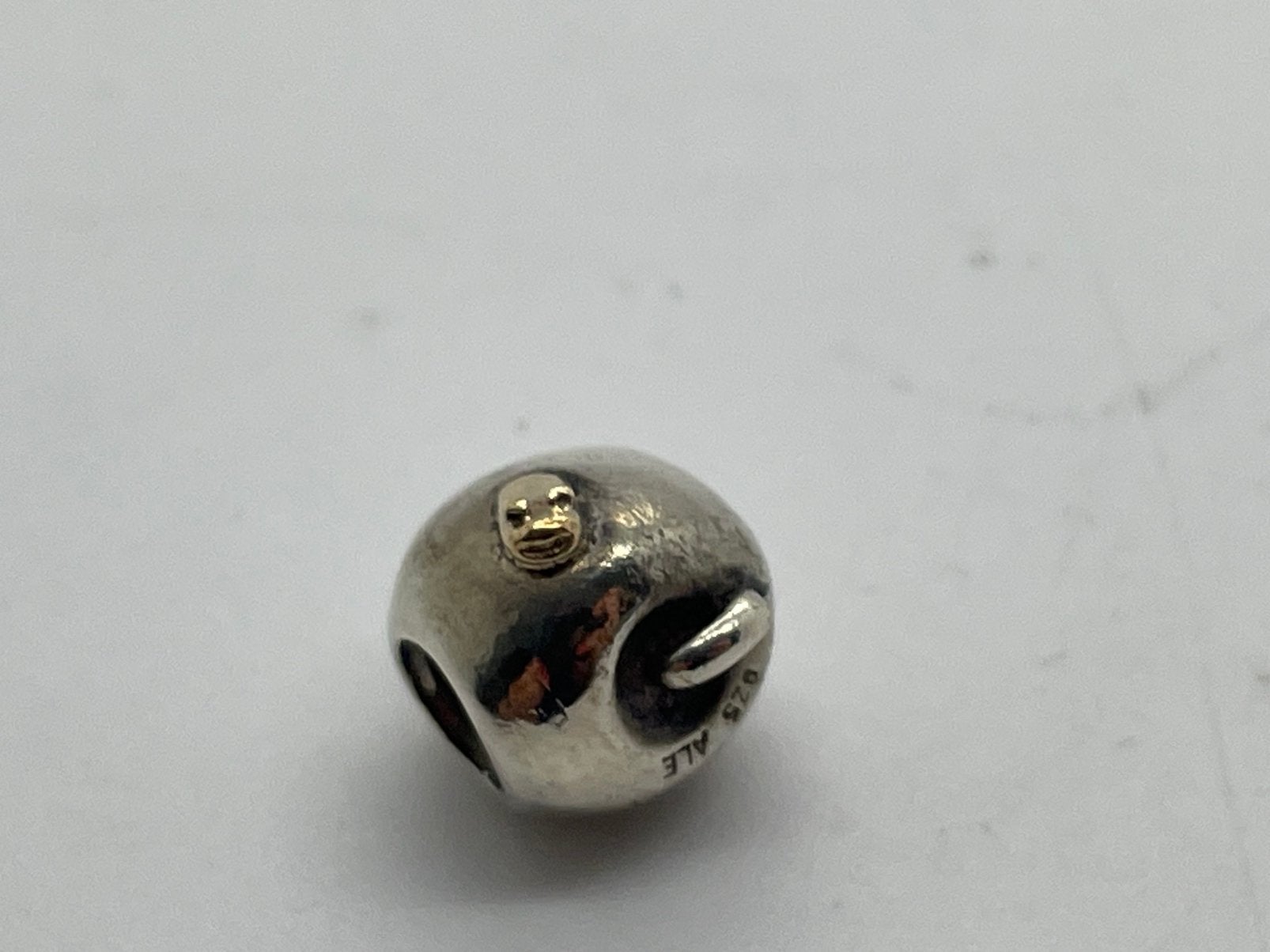F86 Pandora goud op zilver bedel appeltje, Sieraden, Tassen en Uiterlijk, Bedels, Pandora, Ophalen of Verzenden, X, Goud