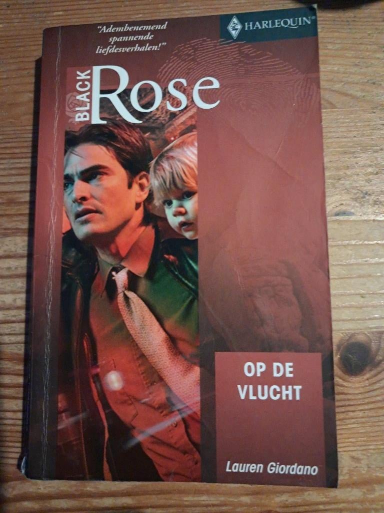 2x black rose (harlequin), Ophalen, Gelezen, Harlequin, Nederland