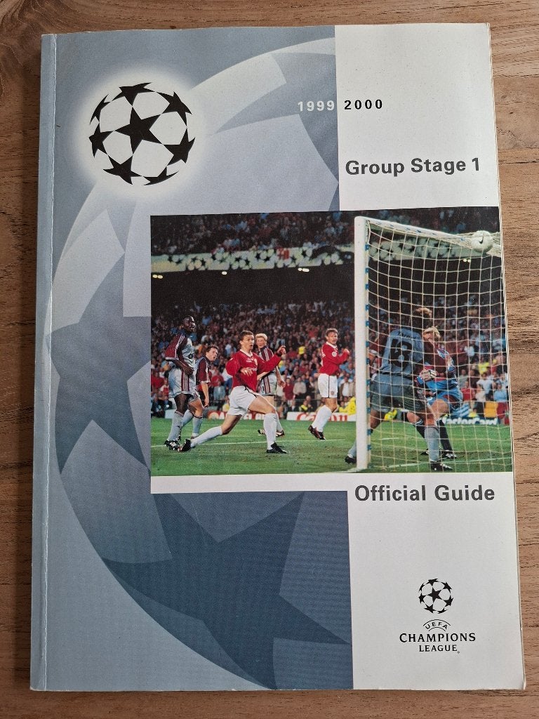 Champions league official guide 1999-2000, Ophalen of Verzenden, Zo goed als nieuw, Buitenlandse clubs, Boek of Tijdschrift