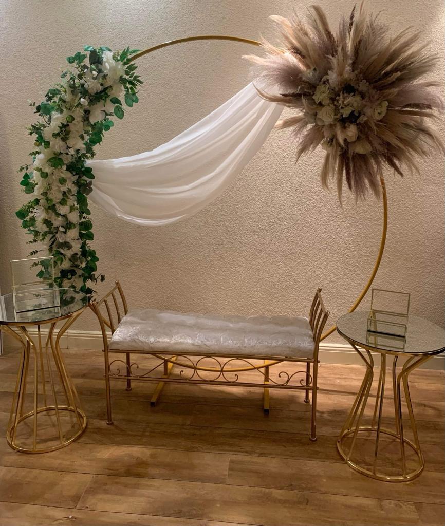 Te huur hele Decoratie of los, Ophalen of Verzenden, Zo goed als nieuw, Geboorte of Huwelijk