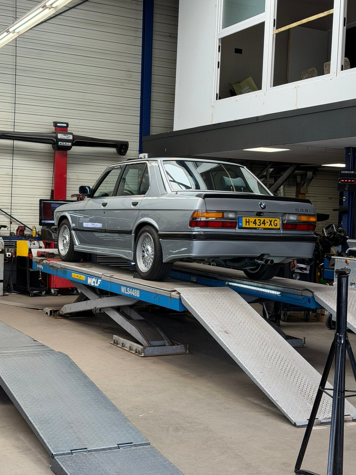 BMW 528i E28 Automaat – uitmuntende staat!, foto 4