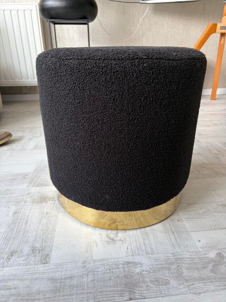 Poef zwart met goud, Ophalen, Zo goed als nieuw, Rond, Minder dan 50 cm
