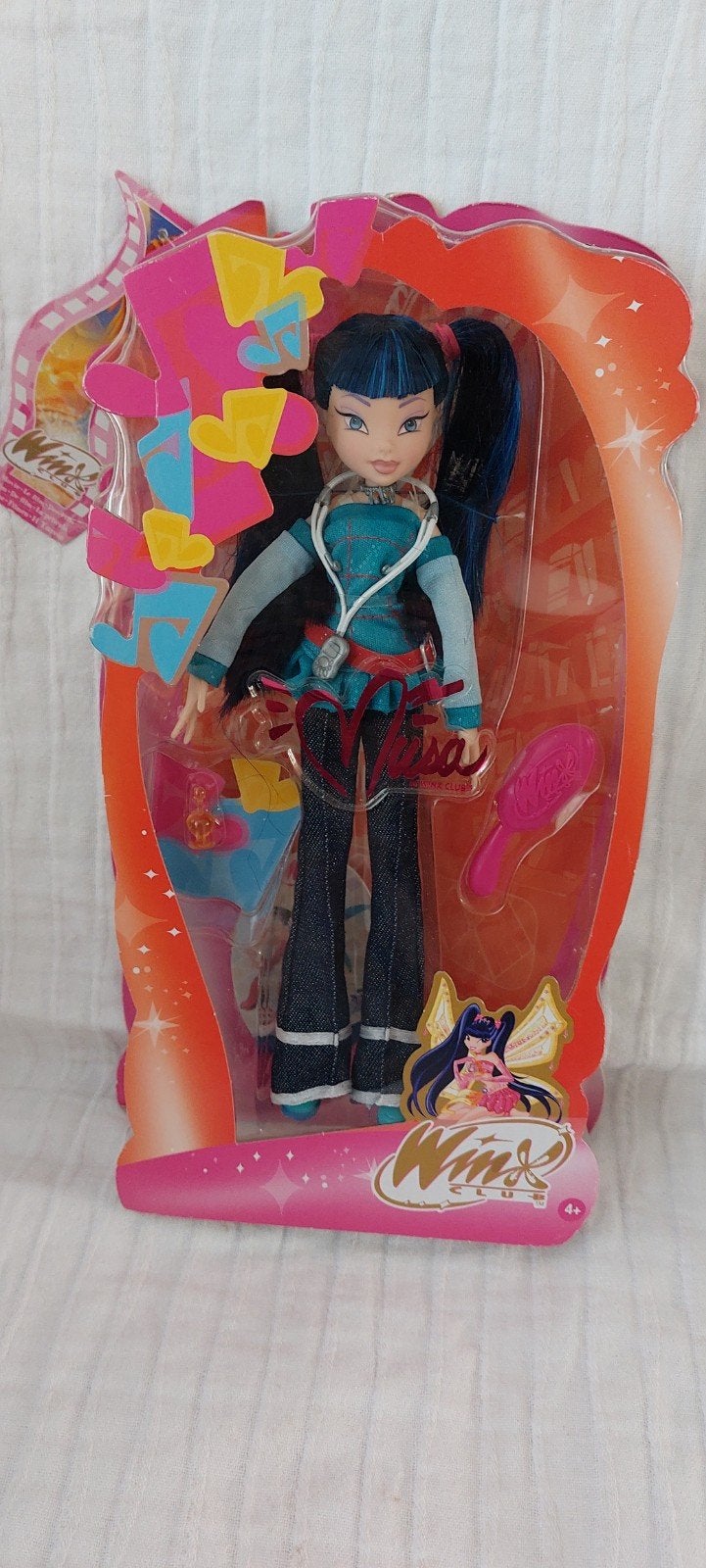 Winx musa school girl barbie nrfb, Ophalen of Verzenden, Nieuw, Fashion Doll