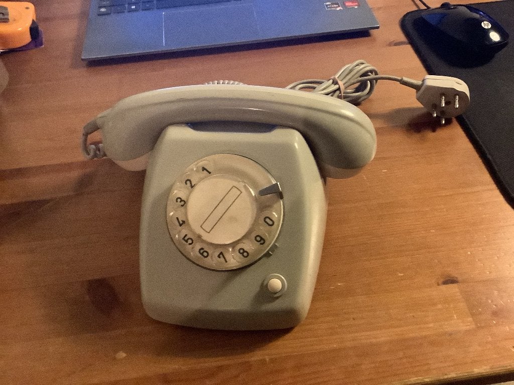 klassieke grijze PTT T65 draaischijftelefoon, Ophalen of Verzenden, Huis en Inrichting