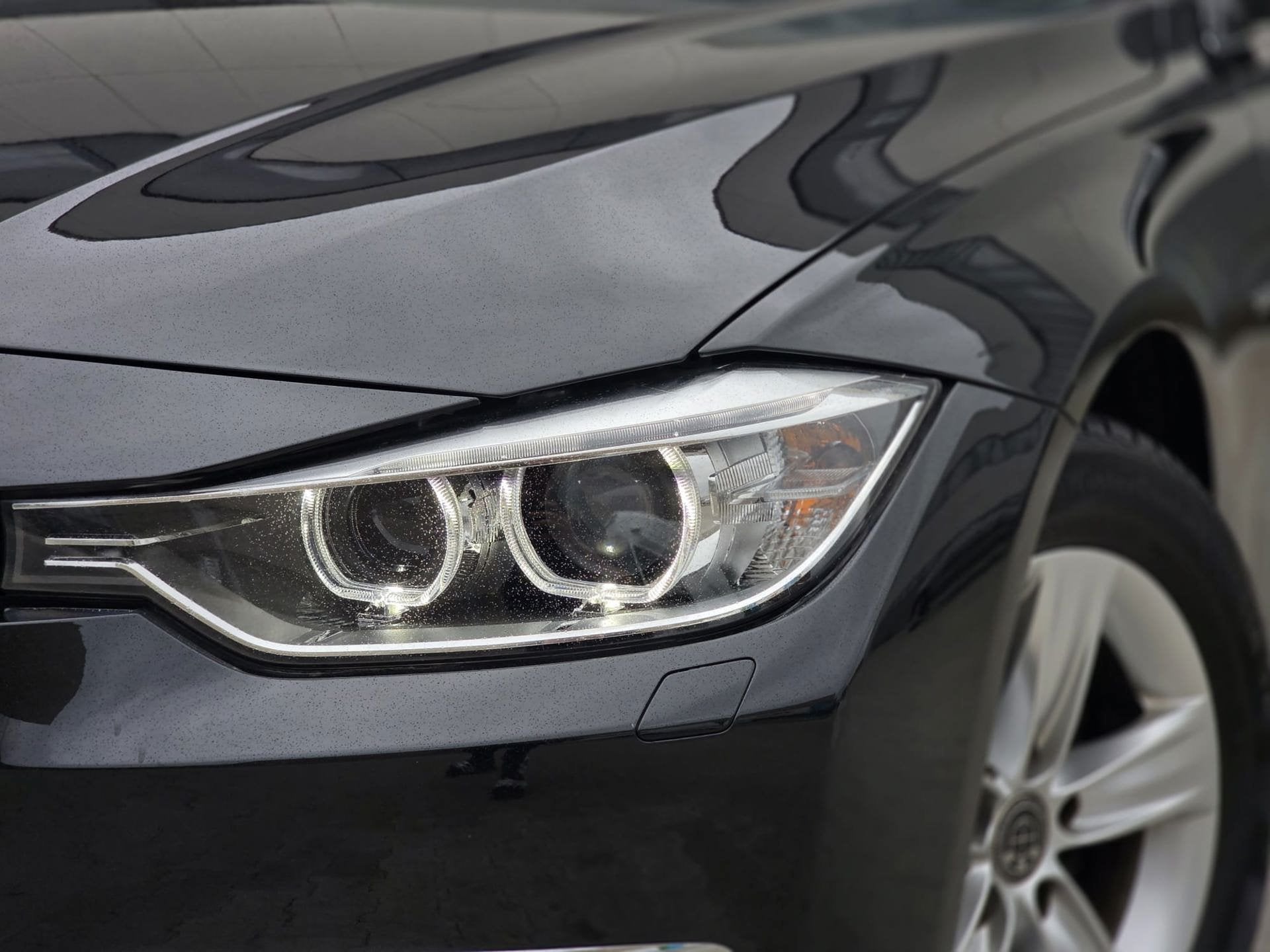 BMW 3-serie Touring 316i Executive|Xenon|Navi|Stoelverw, Automaat, Gebruikt, 4 cilinders, Met garantie (alle)