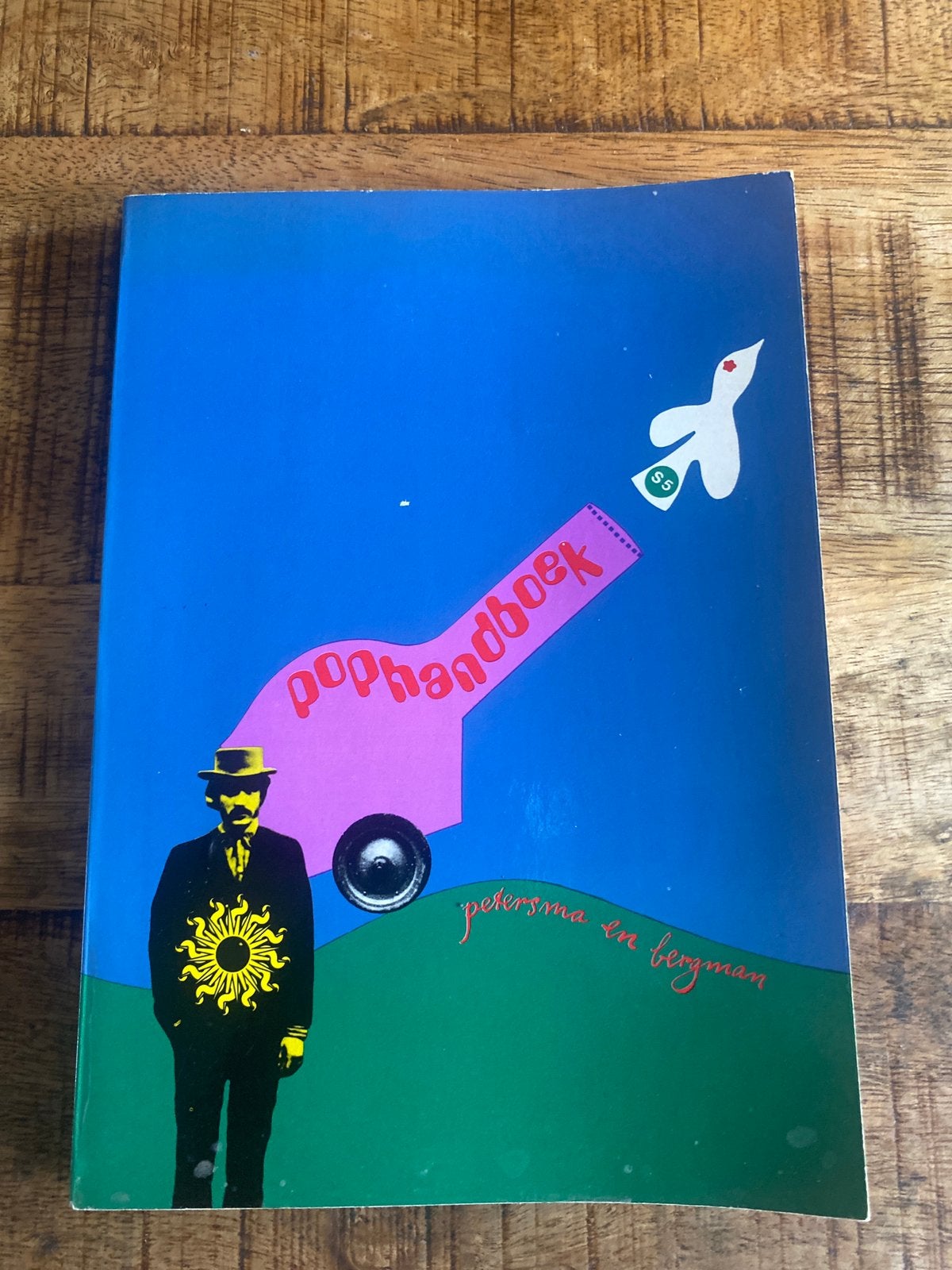 Pophandboek geschreven door Errit Petersma en Bergman 1970, Ophalen of Verzenden, Zo goed als nieuw, Artiest