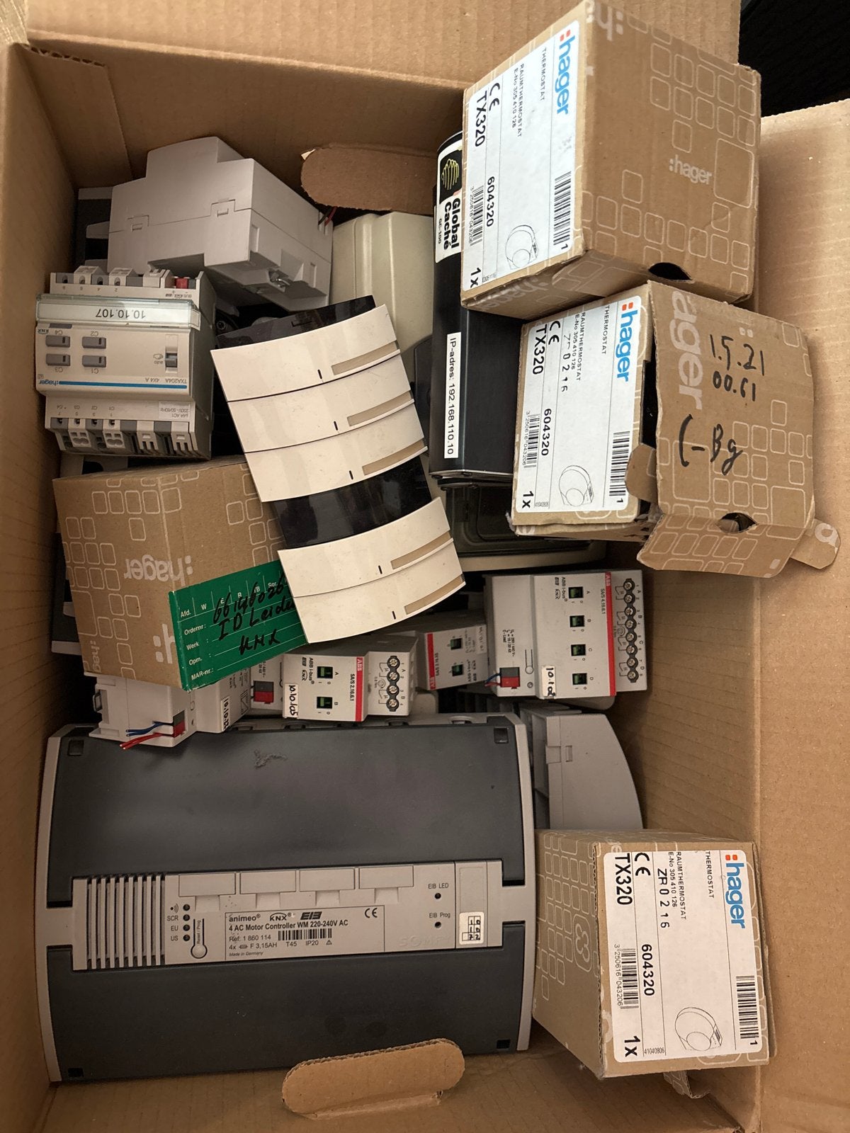 Diverse KNX modules: thermostaten, zonwering, actoren, schak, Ophalen, Gebruikt, Hager, Dimmer