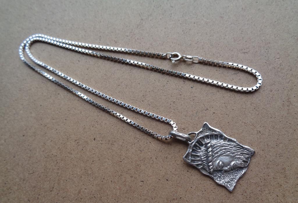 zilveren ketting met oude religie hanger [864], Sieraden, Tassen en Uiterlijk, Antieke sieraden, Verzenden, Zilver, Ketting