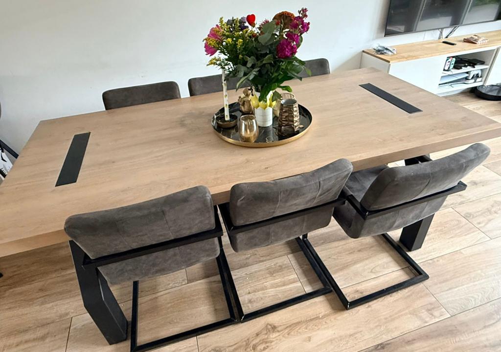 Eetkamer tafel met staal onderstel 220x100cm + 6 stoelen, Huis en Inrichting, Ophalen