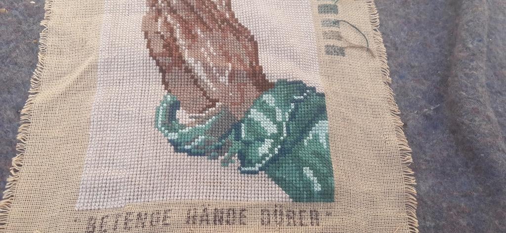 Borduurwerkje Biddende Handen Prachtig geborduurd +afgewerkt, Ophalen of Verzenden, Gebruikt, Handborduren, Overige typen