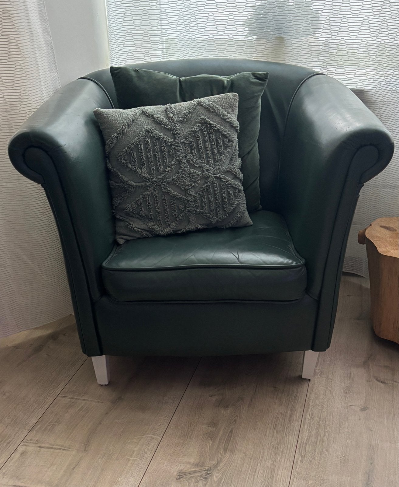 Twee leren fauteuils eventueel zelf te verven, Ophalen, Gebruikt, Leer, 75 tot 100 cm