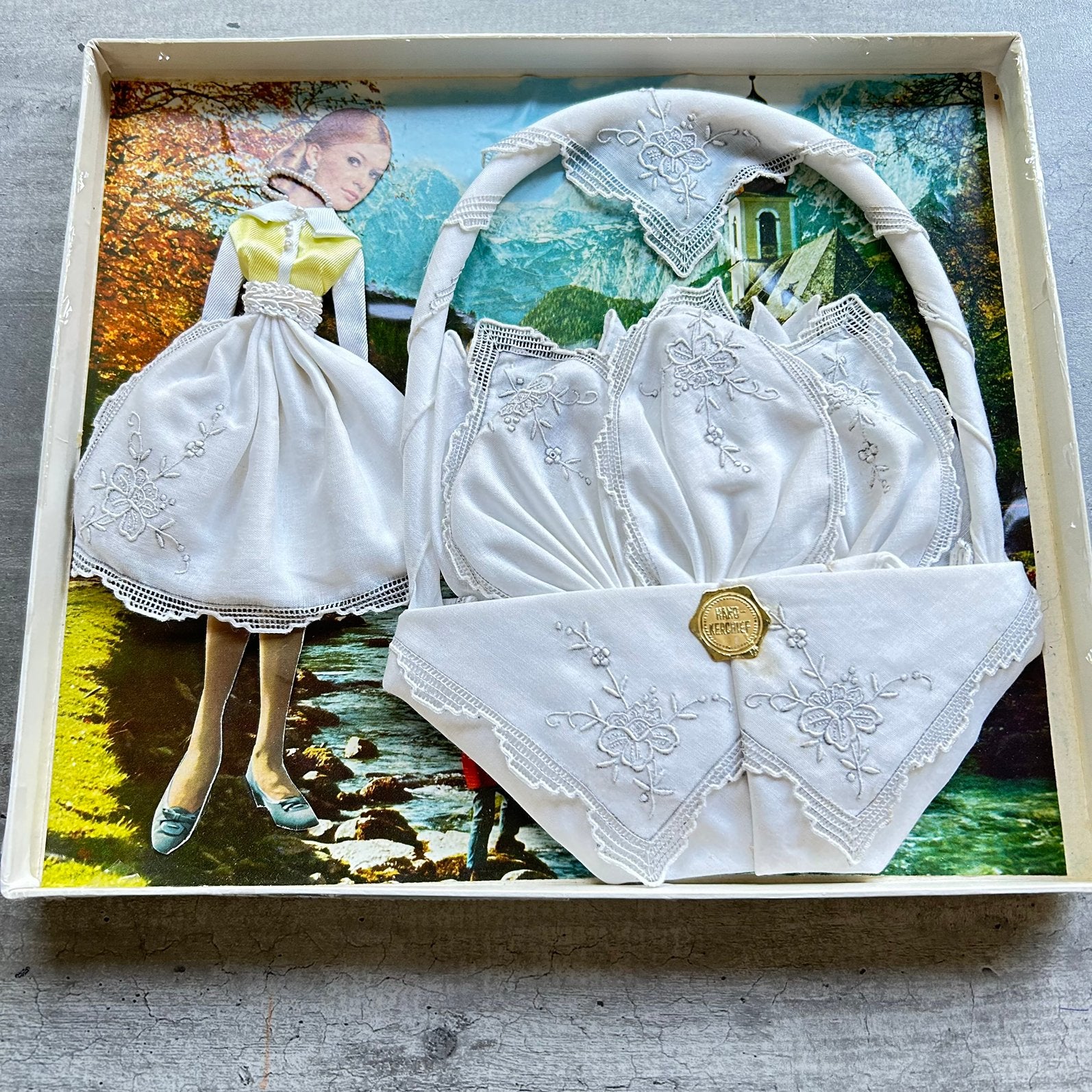 Bijzondere communie set in originele doos, zaldoekjes set, Nieuw, Ophalen of Verzenden, X, X