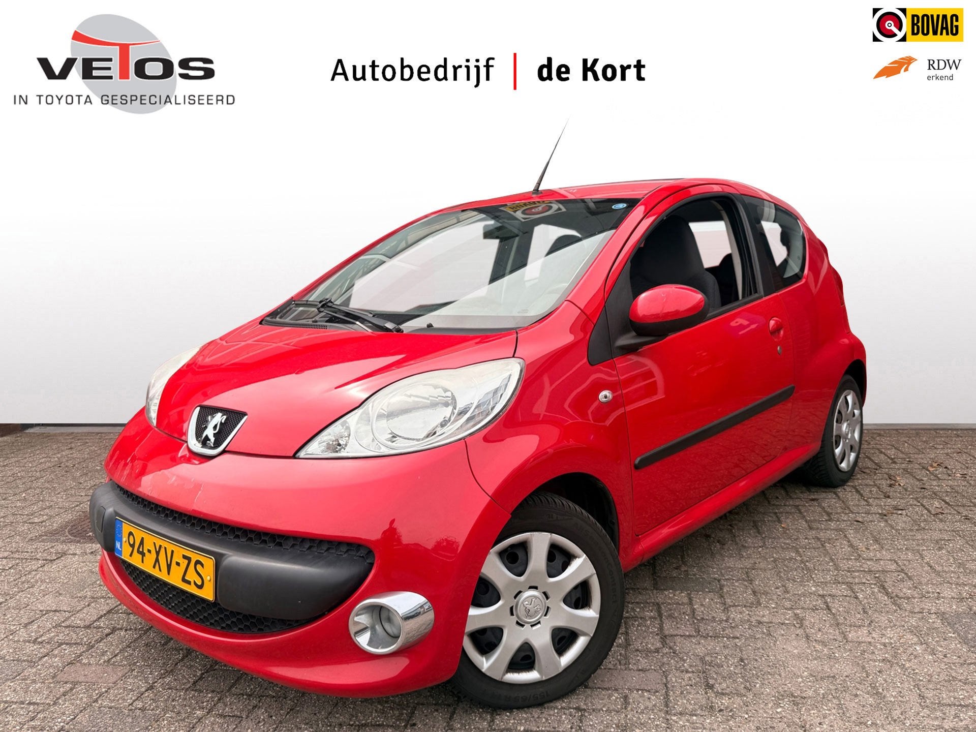 Peugeot 107 1.0-12V XS, 4 seizoen banden, Airco, Gebruikt, 4 stoelen, 68 pk, Origineel Nederlands