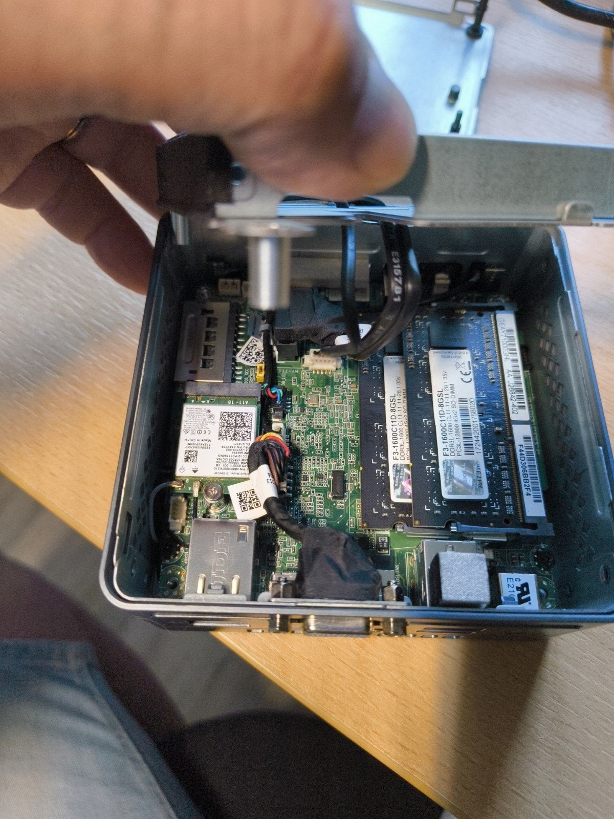 Intel NUC Mini PC  NUC6CAYH  8GB geheugen/30GB MMC, 8 GB, 32 GB, Intel NUC, Ophalen of Verzenden