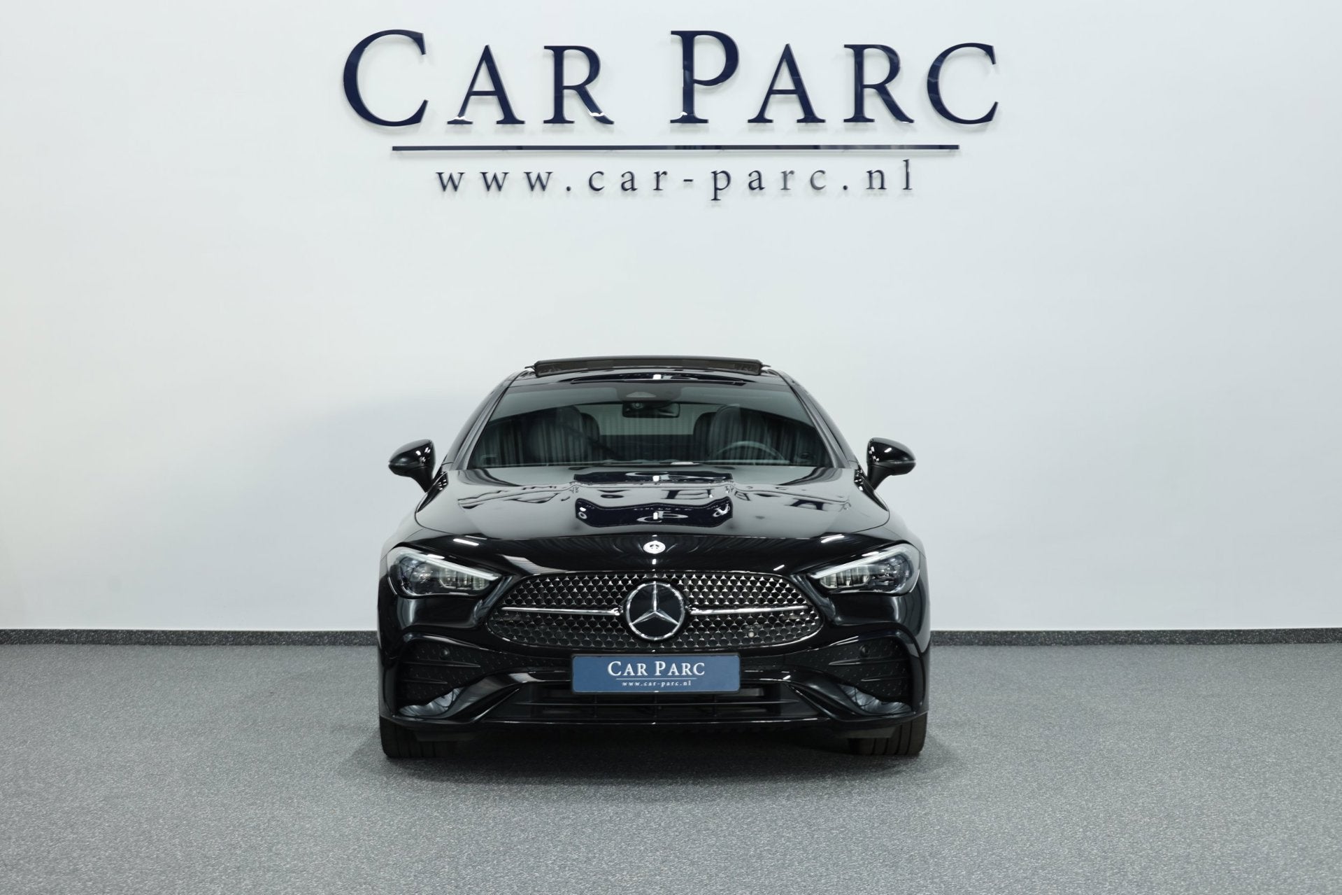 Mercedes-Benz CLE Coupé 200 AMG Line LED/VIRTUAL/SFEER/PANO, Auto's, Automaat, Dealer onderhouden, 4 stoelen, Zwart