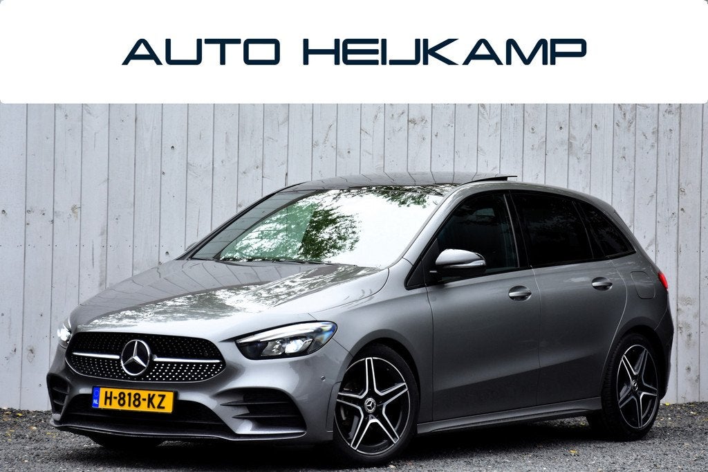 Mercedes-Benz B-klasse 180 Business Solution AMG | Pano-dak, 136 pk, Gebruikt, 4 cilinders, 700 kg
