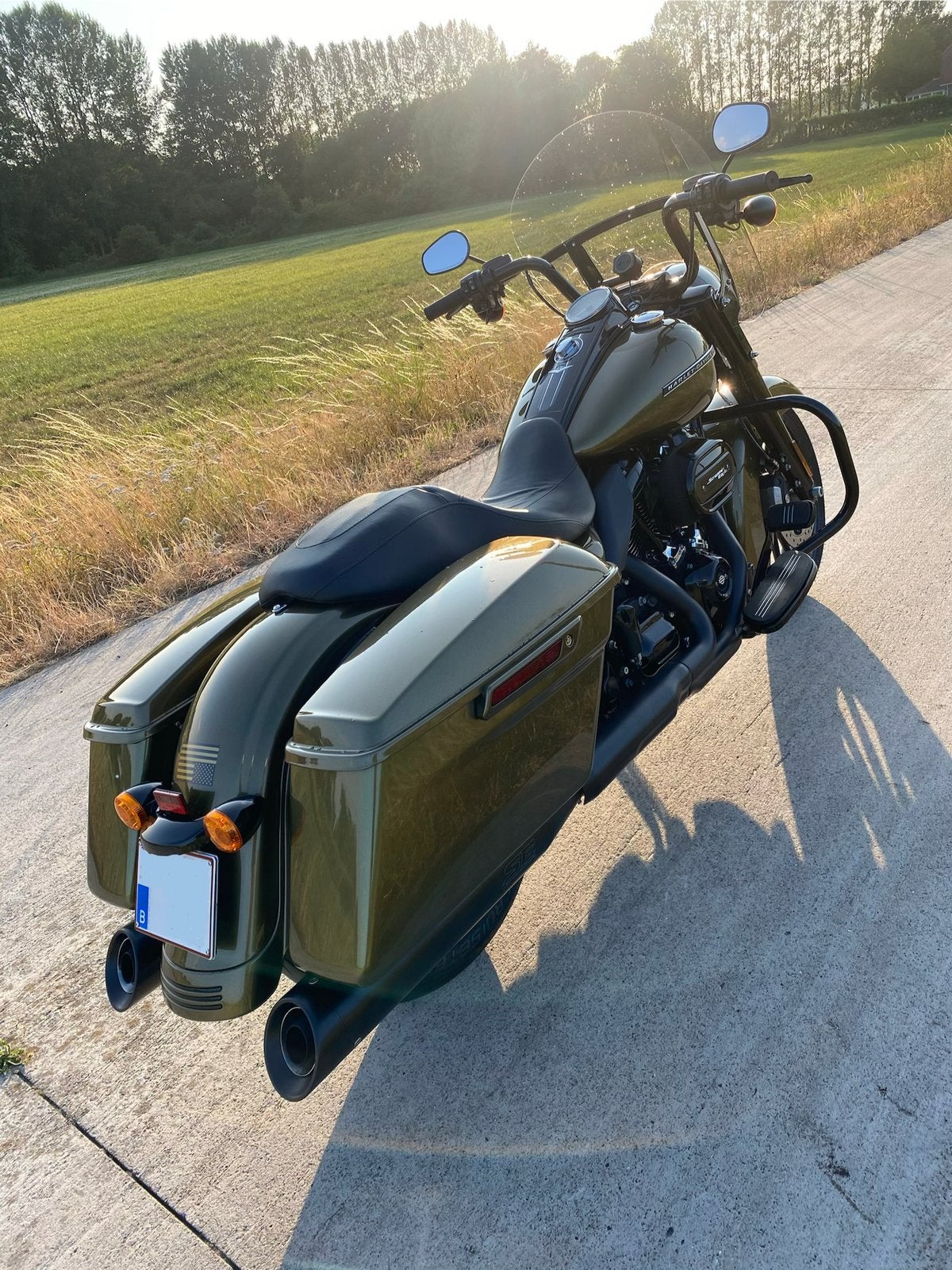 2018 HD Roadking Road King FLHRXS Special Olive Gold 5HD, 2 cilinders, Meer dan 35 kW, Handgeschakeld, Chopper