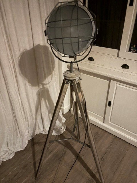 Mooie 3-poot lamp, Huis en Inrichting, Ophalen, Zo goed als nieuw, E27 (groot), 150 tot 200 cm