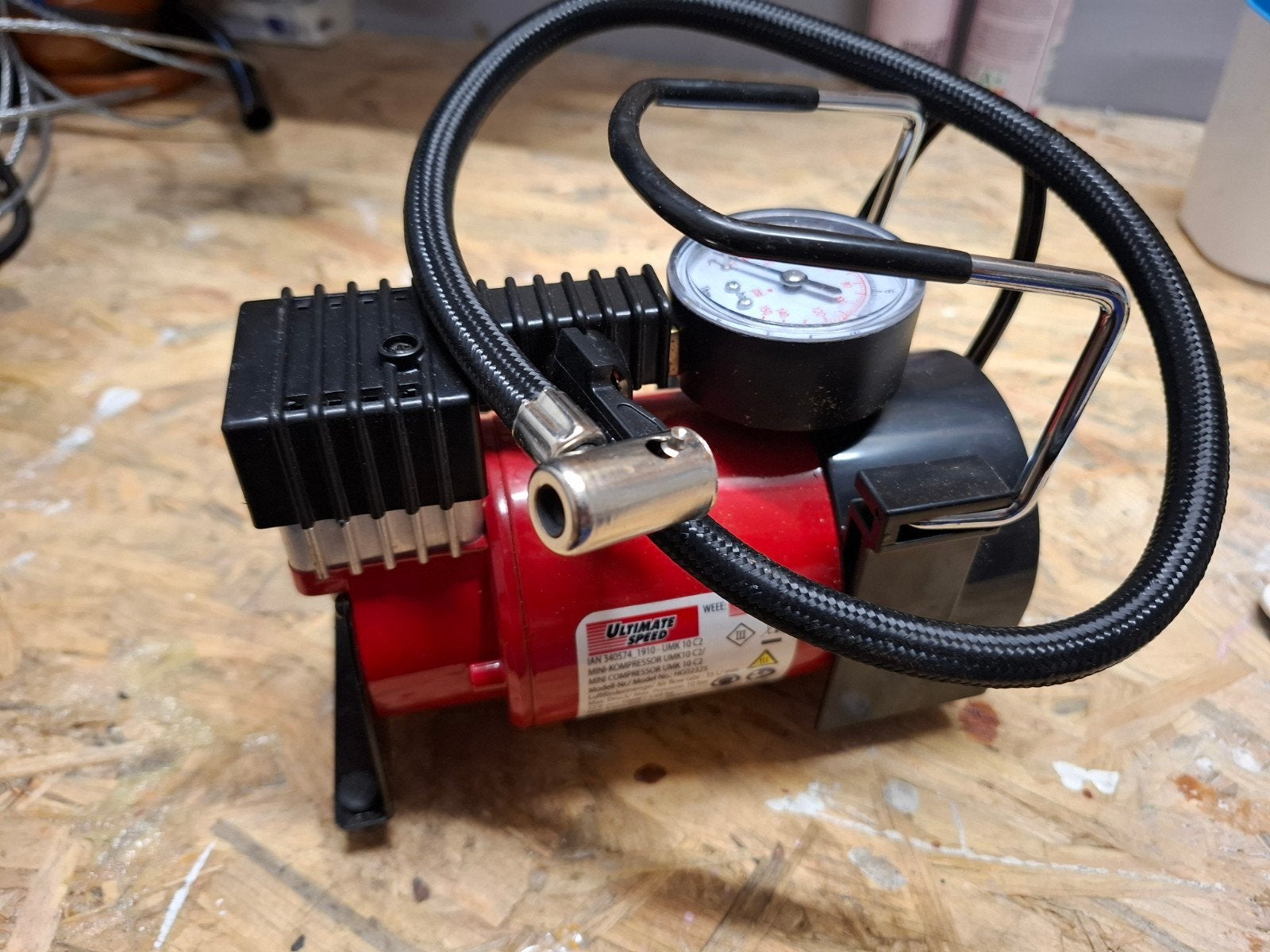 Ultimate Speed 12V Mini Compressor UMK 10 C2 in doos, Minder dan 25 liter, Ophalen of Verzenden, Minder dan 200 liter/min
