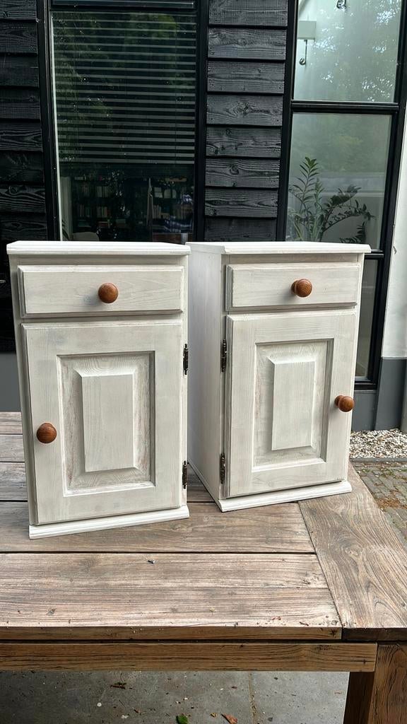 2 grenen nachtkastjes set, Huis en Inrichting, Slaapkamer | Nachtkastjes, Minder dan 45 cm, Zo goed als nieuw, Hout, 55 tot 70 cm