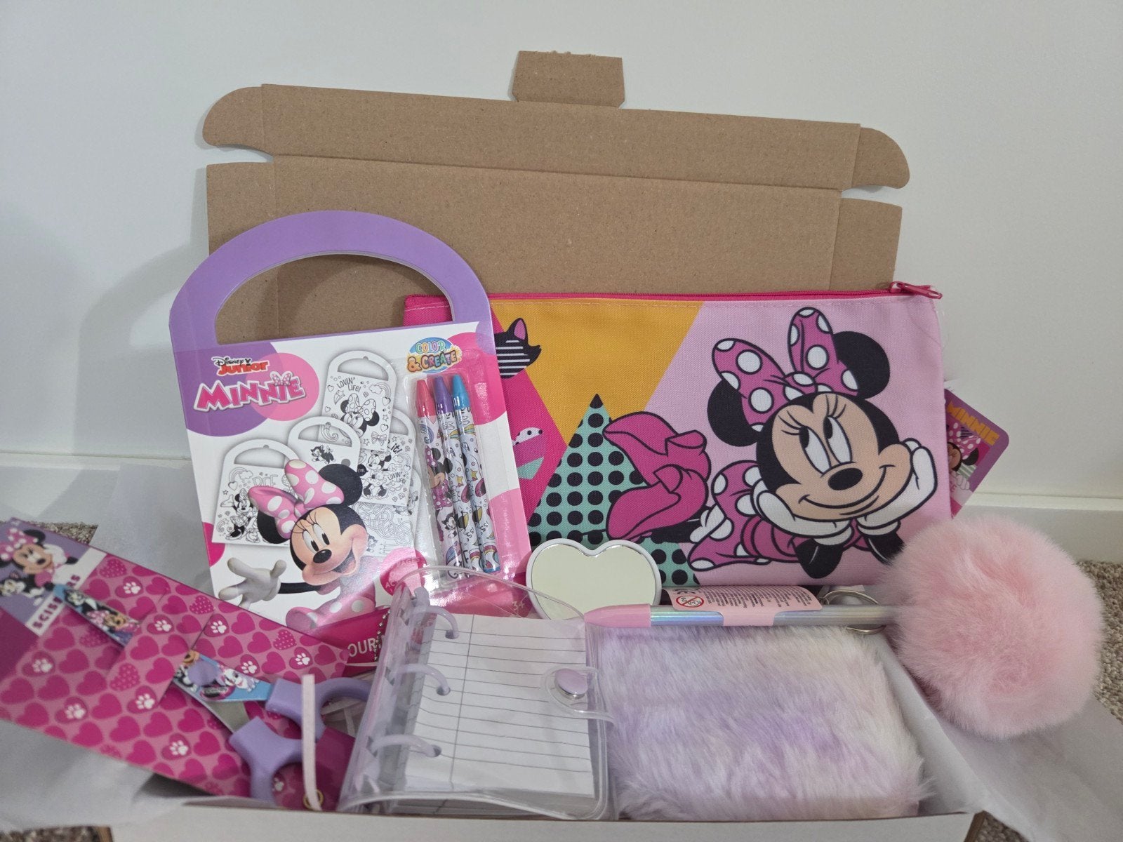 Minnie Mouse Cadeaubox - Perfect Cadeau voor Fans!, Ophalen of Verzenden, Nieuw
