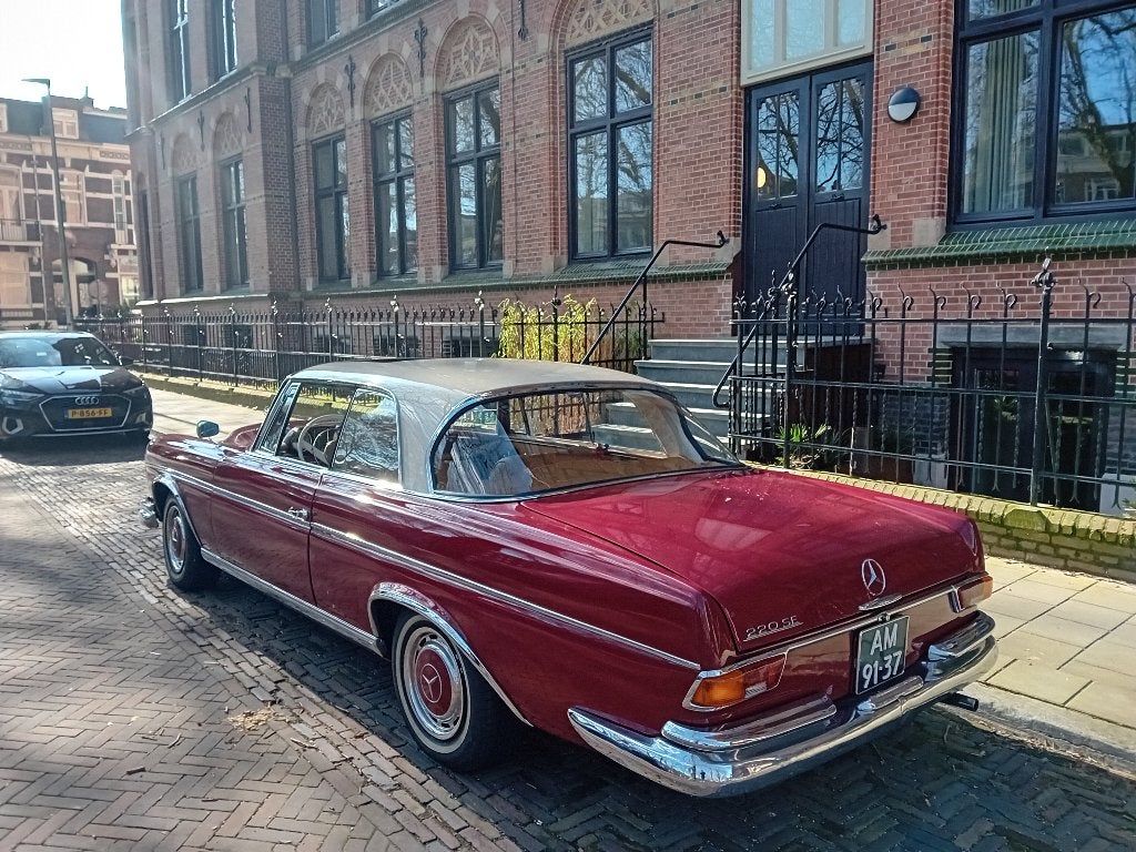 Mercedes W 111 220SE coupe te koop, foto 4