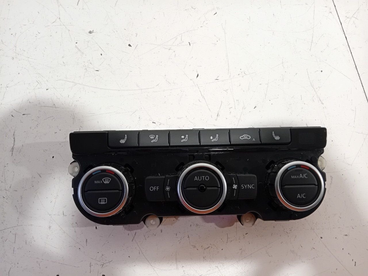 Bedieningspaneel kachel Volkswagen Passat, Onderdelen@venauto.nl, Van der Ven Autorecycling B.V., Gebruikt, Ettenseweg 76, 4706 PB Roosendaal, The Netherlands