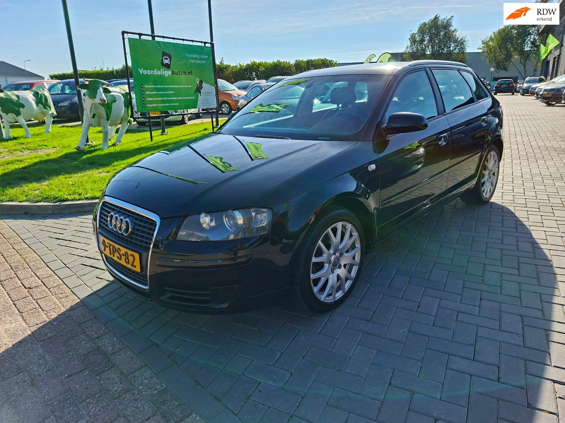 Audi A3 Sportback 1.6 Attraction Business Edition / Leuke au, Auto's, Voorwielaandrijving, Gebruikt, 4 cilinders, Zwart