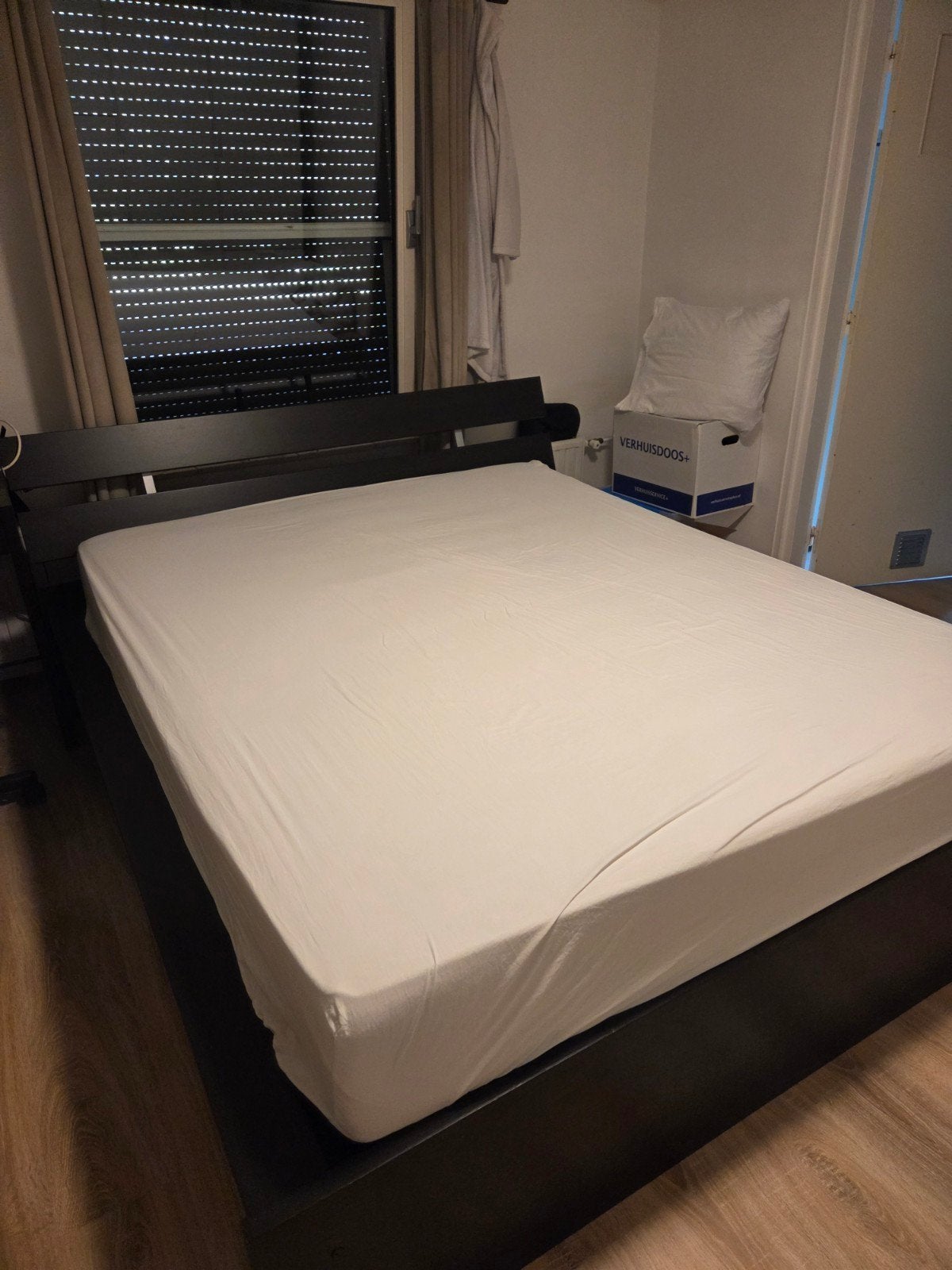 Zwart tweepersoons bed 160x200 met lattenbodems, Ophalen of Verzenden