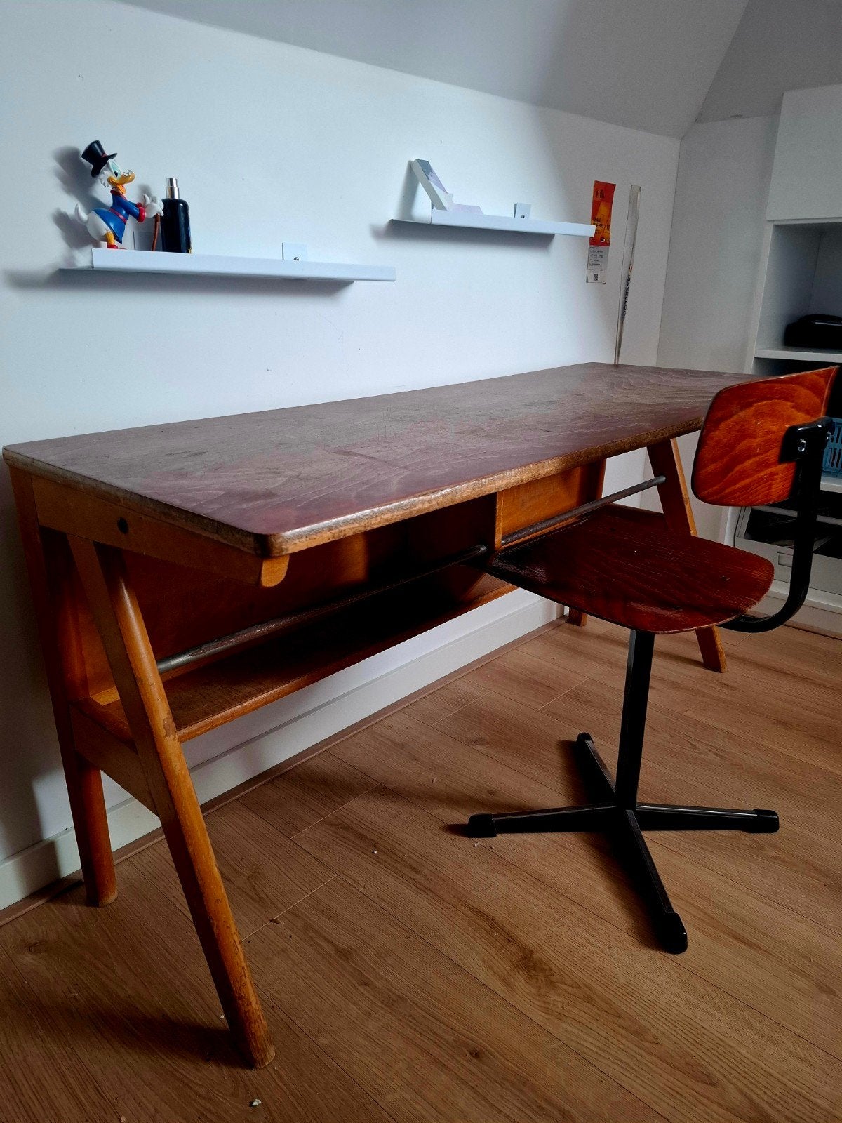 Vintage bureau / schoolbank, met stoel, Huis en Inrichting, Bureaus, Ophalen of Verzenden, Gebruikt