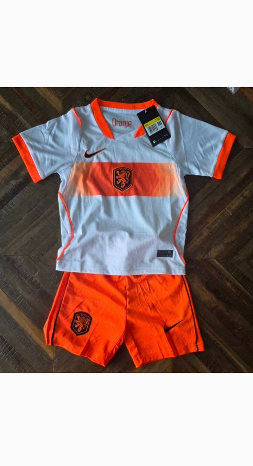 Nederlands wk tenue kind 96-104, Maat XS of kleiner, Ophalen, Zo goed als nieuw, Set