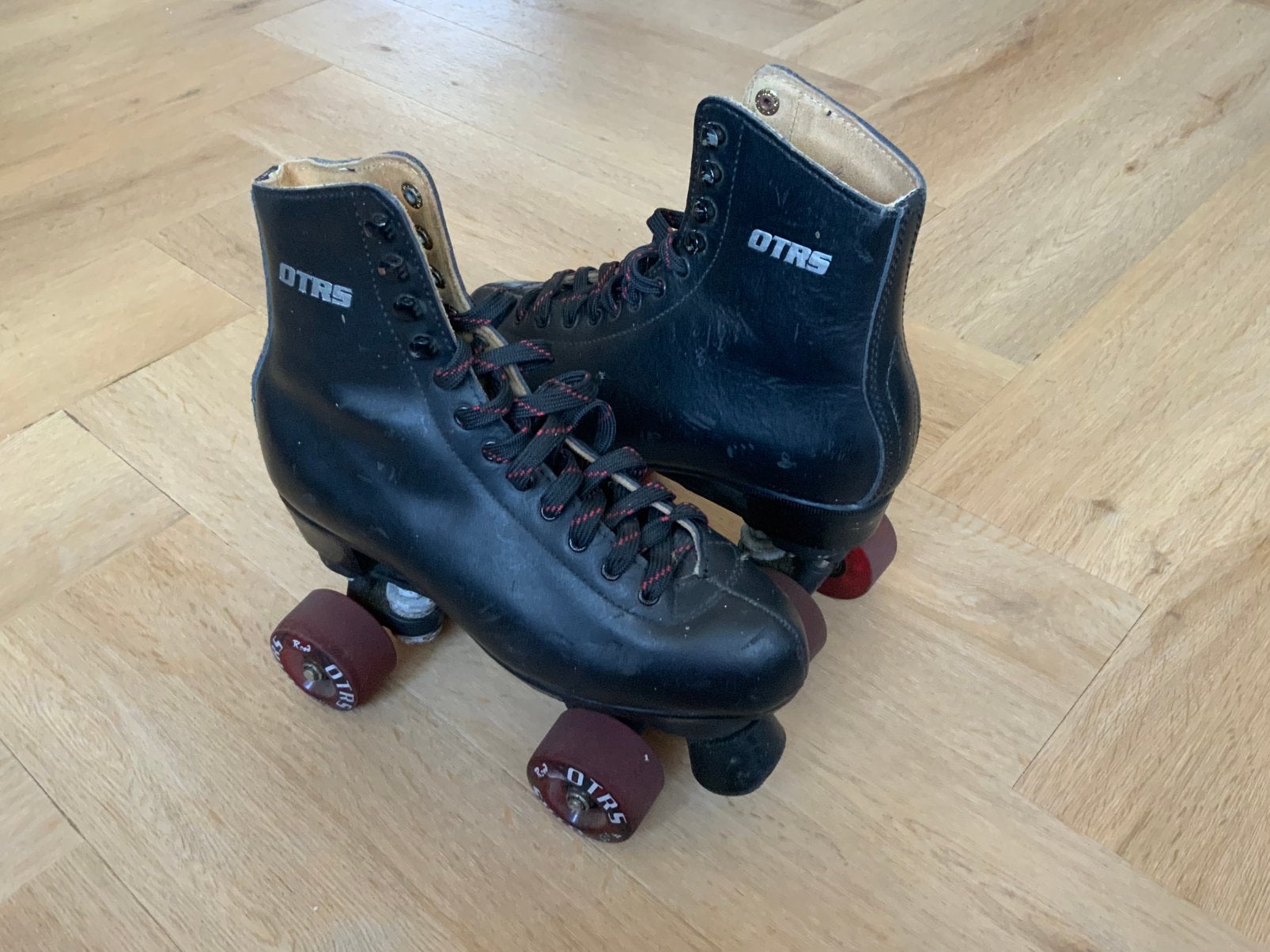 Leren rollerskates OTRS , maat 39, Sport en Fitness, Skeelers, Ophalen of Verzenden, Gebruikt