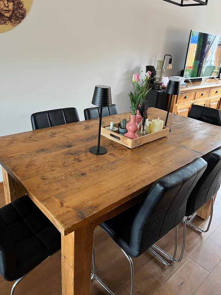 Robuuste houten eettafel 90x160 cm, Huis en Inrichting, Tafels | Eettafels, Ophalen, 50 tot 100 cm, Zo goed als nieuw, Vijf personen of meer