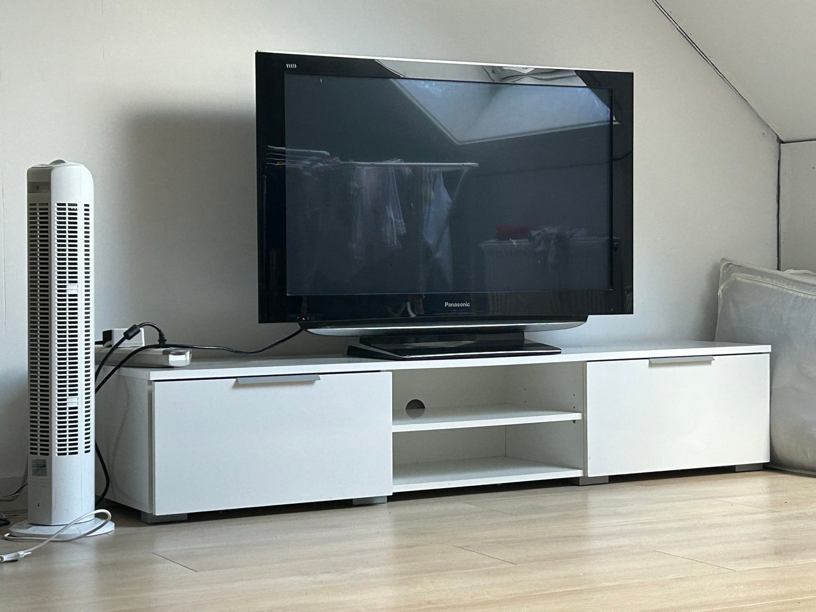 TV met meubel - Goede staat, geen Smart TV, Ophalen, Gebruikt, 50 Hz, Overige merken